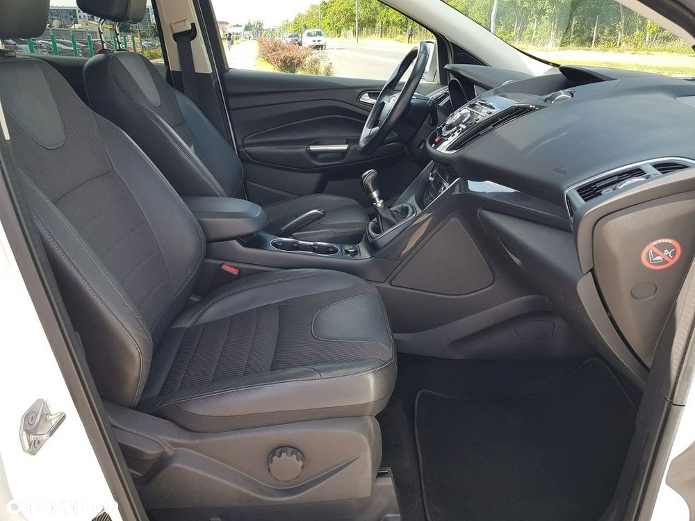 Ford Kuga 1.6 EcoBoost 2x4 Individual - 19