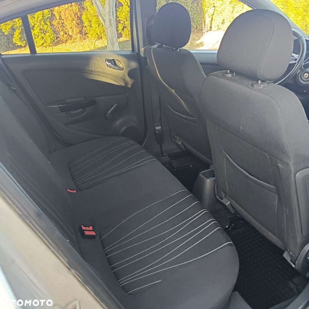 Opel Corsa - 11