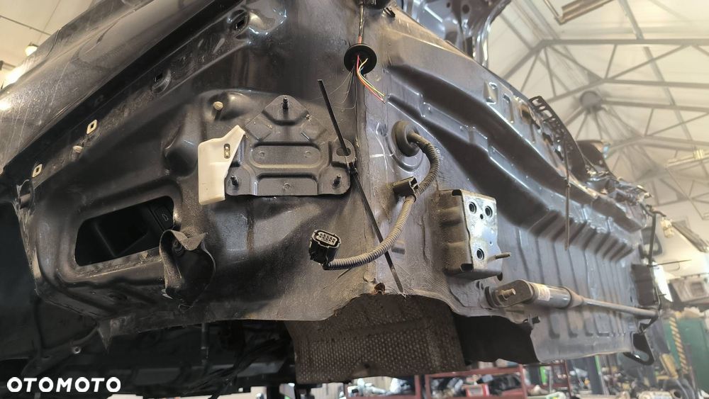 PAS TYLNY / WANNA LEXUS ES300H 1L1 - 3