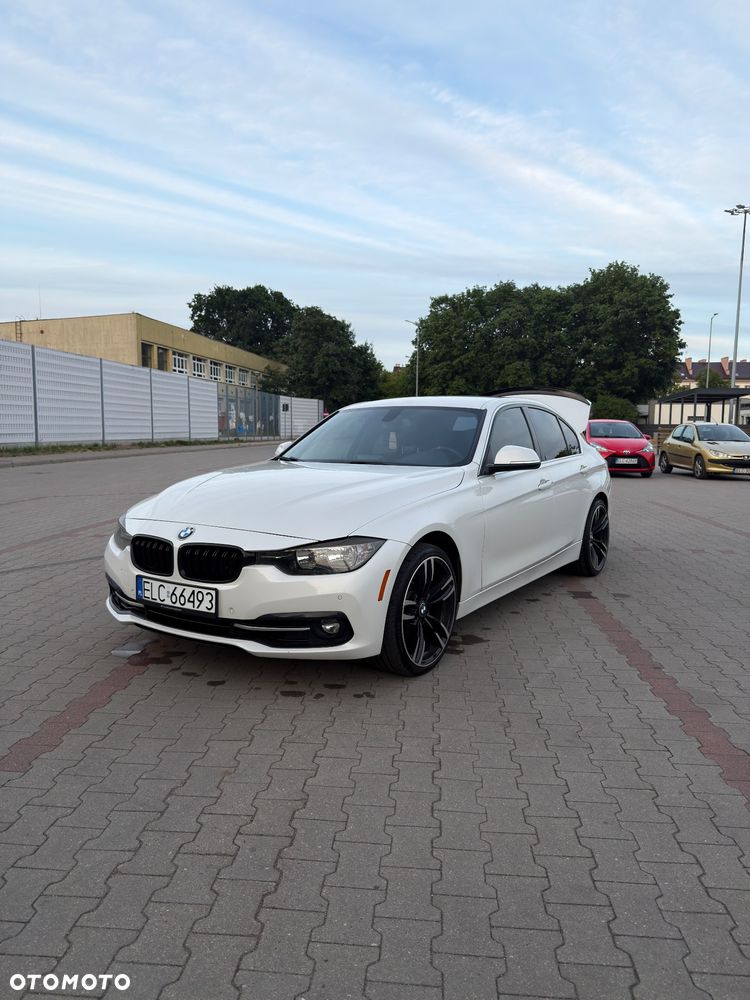 BMW Seria 3 330i Sport Line Shadow sport - 2