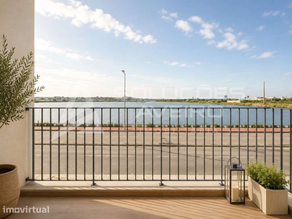 Moradia T4 de Arquitetura Contemporânea com 4 Suites, Jardim e Chur... - Grande imagem: 4/39