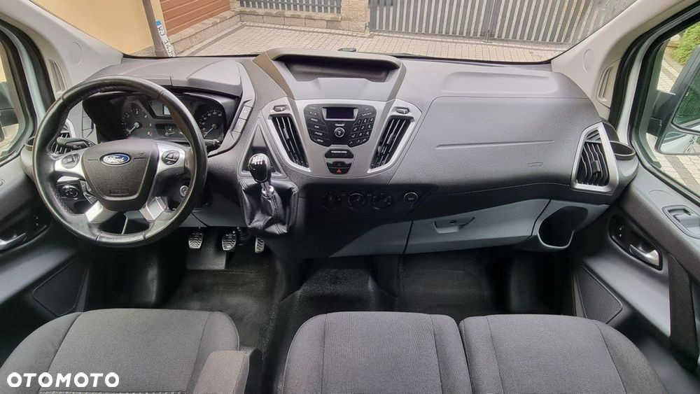 Ford Transit Custom - 13