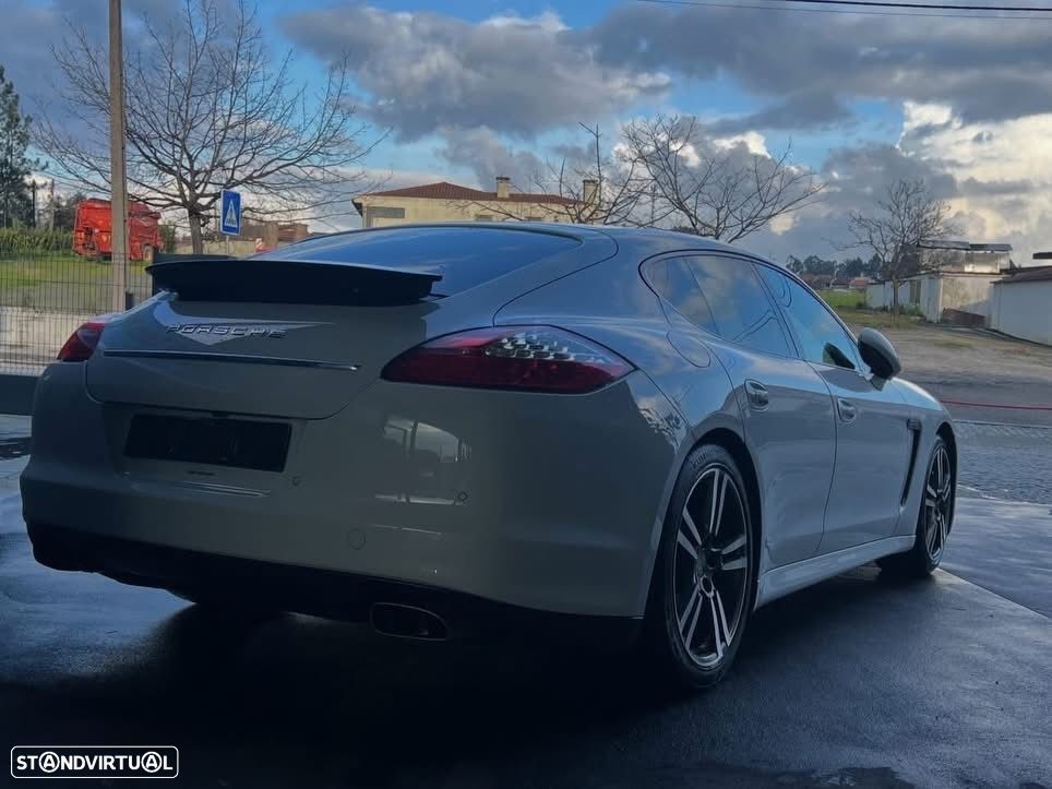 Porsche Panamera 3.0 V6 - 6