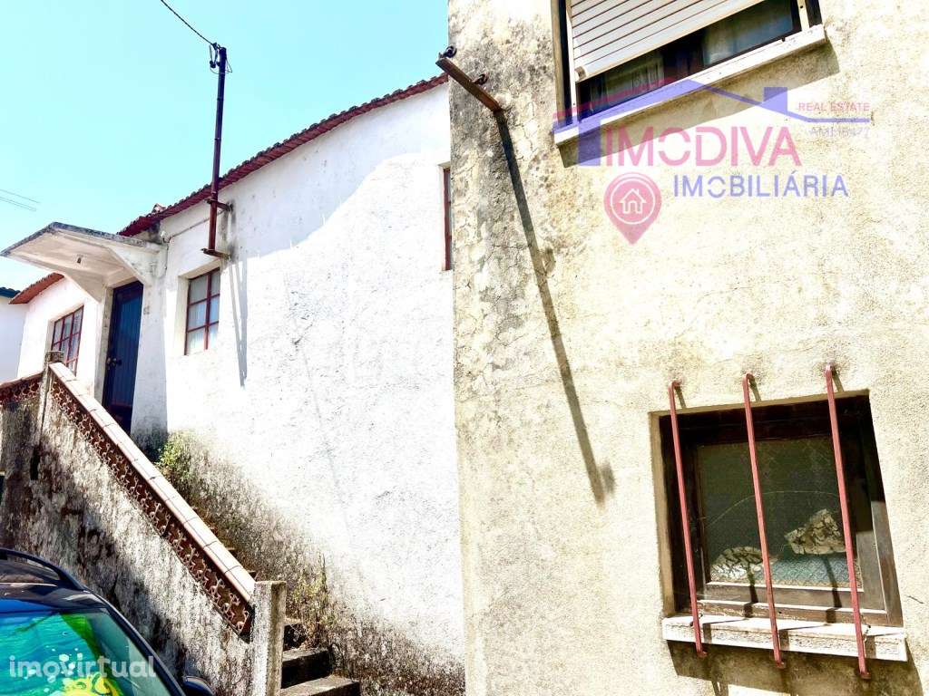 Moradias T2+T2 no centro da vila de Castanheira de Pera - Grande imagem: 5/19