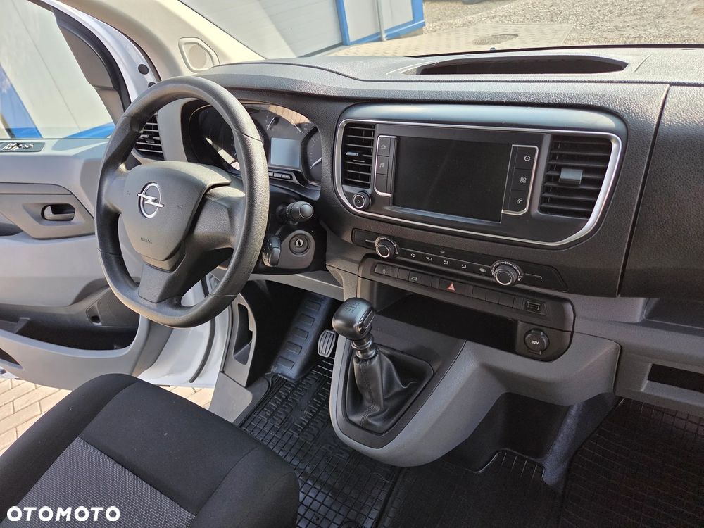 Opel Vivaro - 31