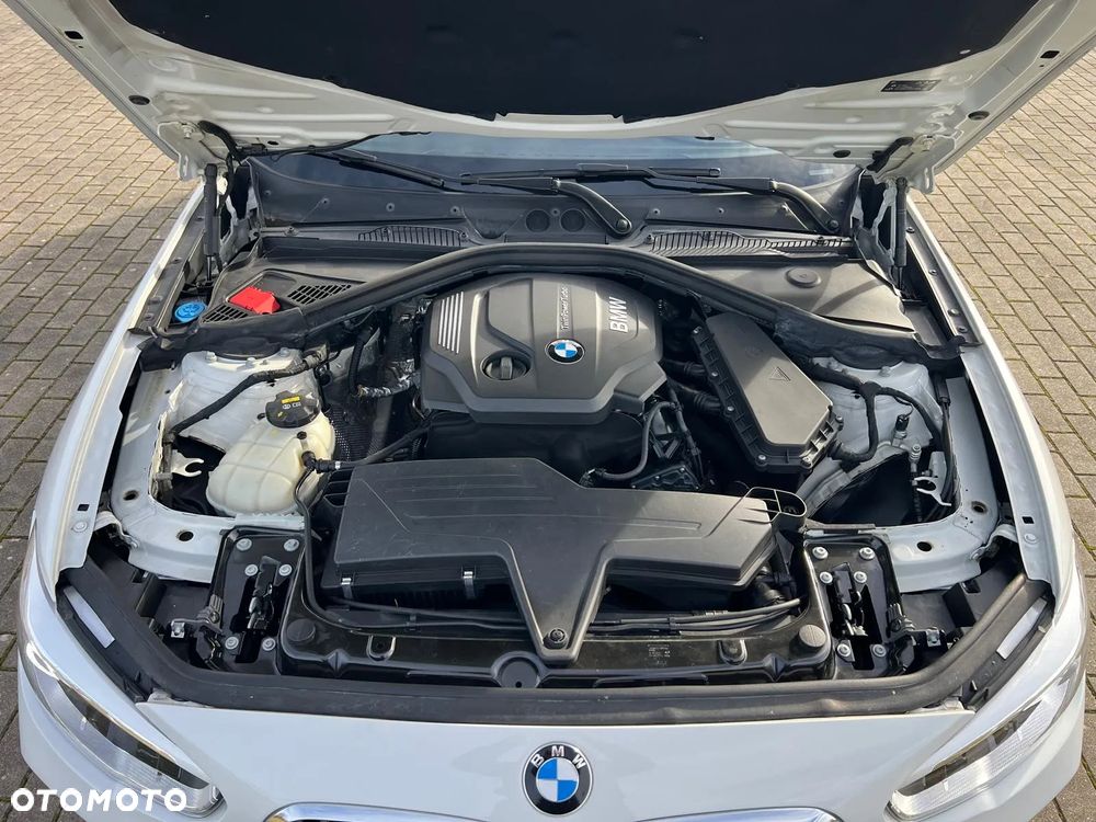 BMW Seria 1 ver-116d-m-sport-shadow - 16