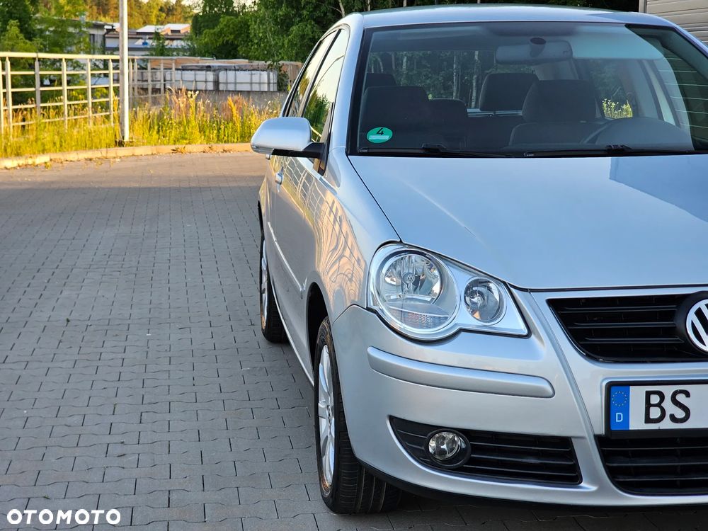 Volkswagen Polo 1.4 Highline - 13