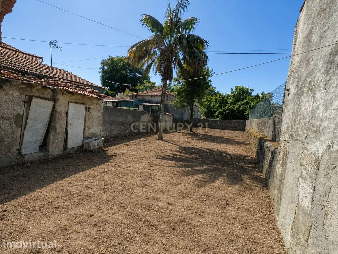 Duas (2) moradias para reconstrução em Azurara, Vila do Conde, Porto - Grande imagem: 4/13