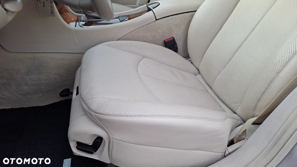 Mercedes-Benz Klasa E 350 7G-TRONIC Elegance - 37
