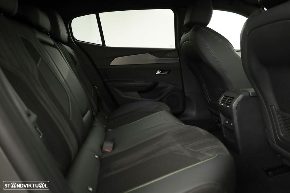 Peugeot 408 1.6 Hybrid GT e-EAT8 - 21