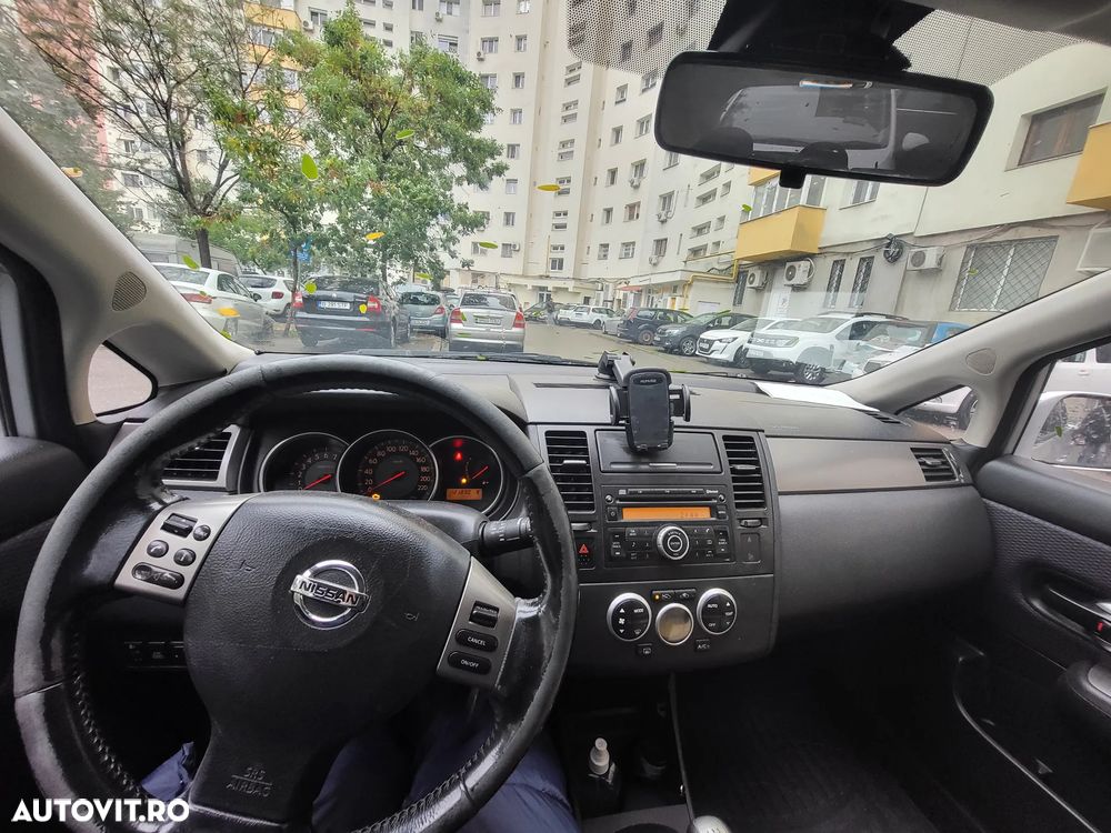 Nissan Tiida - 6