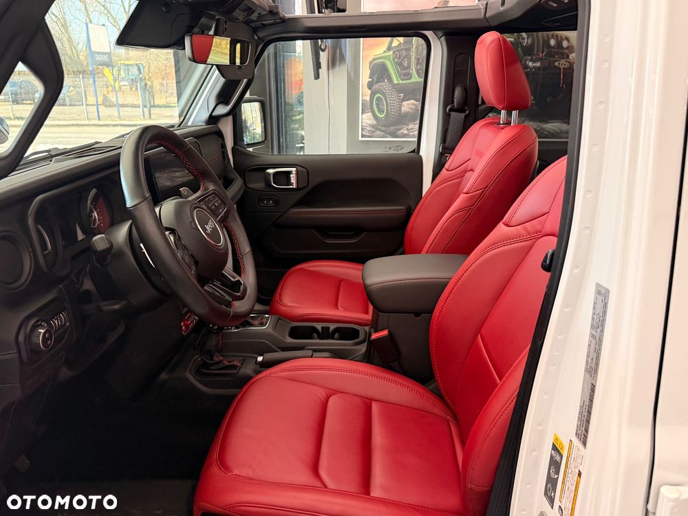 Jeep Wrangler - 19