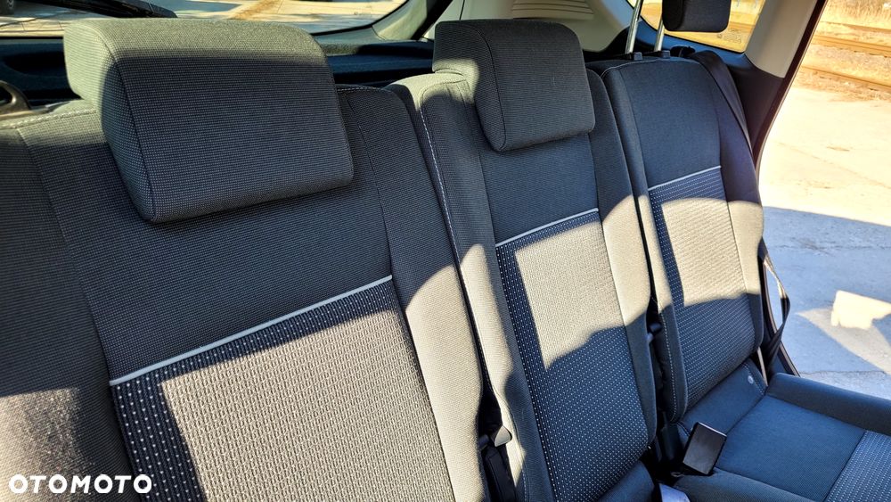 Ford C-MAX - 15