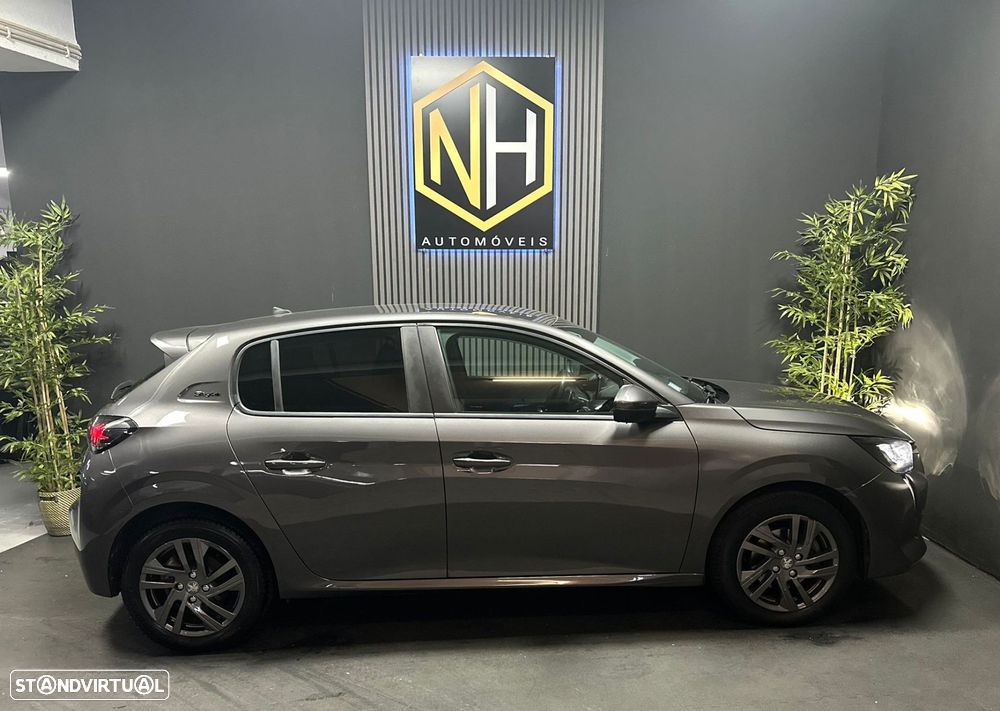 Peugeot 208 1.2 PureTech Allure EAT6 - 6