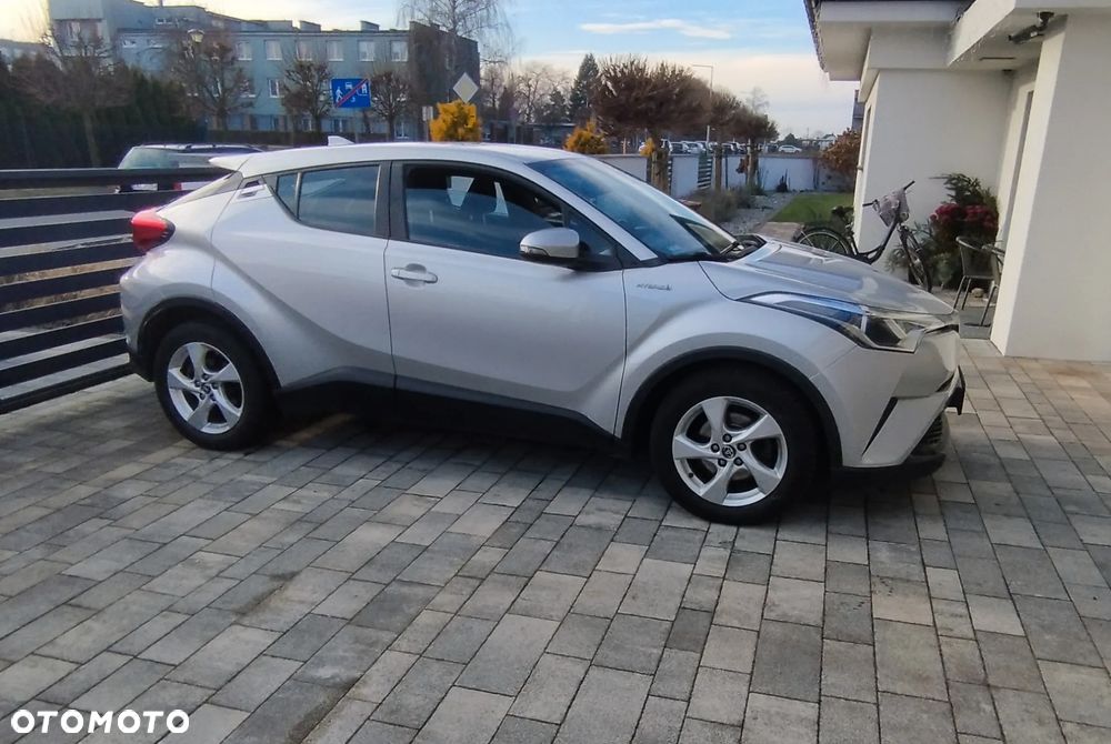 Toyota C-HR - 1