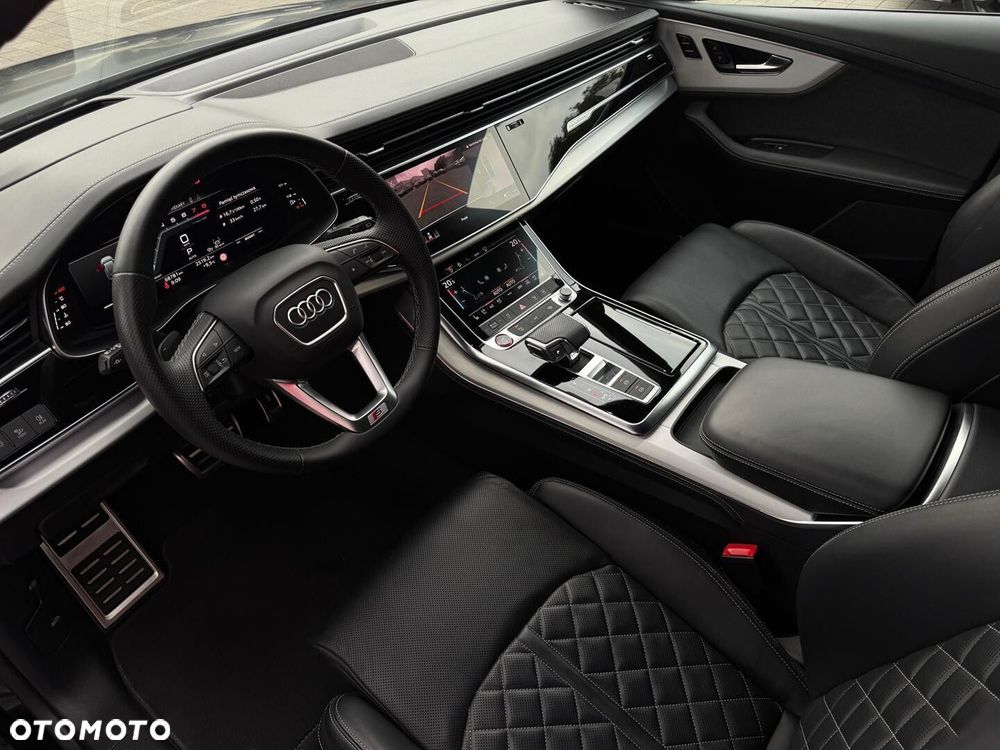 Audi SQ8 - 9