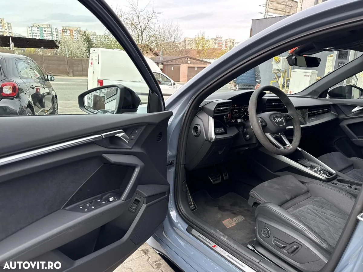 Audi RS3 TFSI quattro S tronic - 9