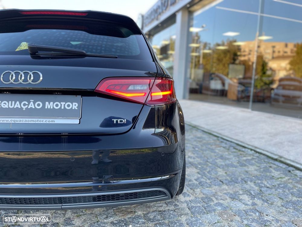 Audi A3 Sportback 2.0 TDI S-line - 6