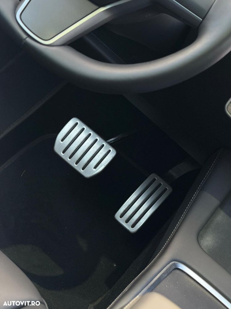 Tesla Model 3 Performance - 18
