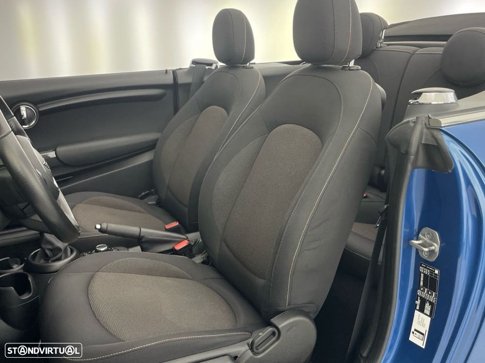 MINI Cabrio One — fotografia 16