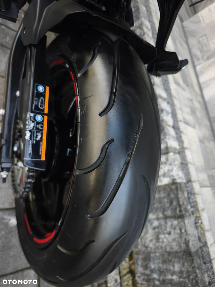 Kawasaki Ninja - 37