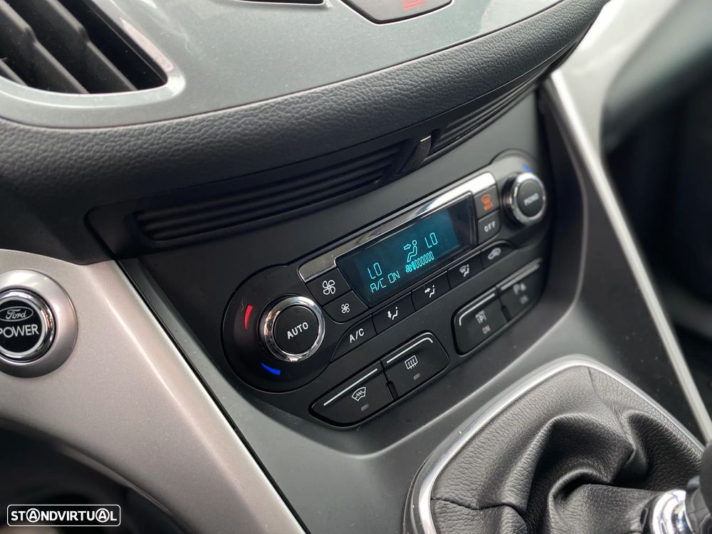 Ford Grand C-Max 1.6 TDCi Titanium - 25