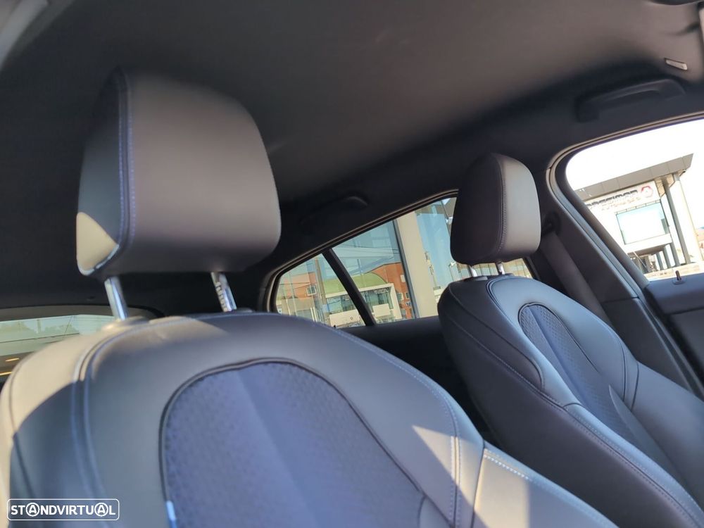 BMW 116 d Pack Desportivo M Auto - 16