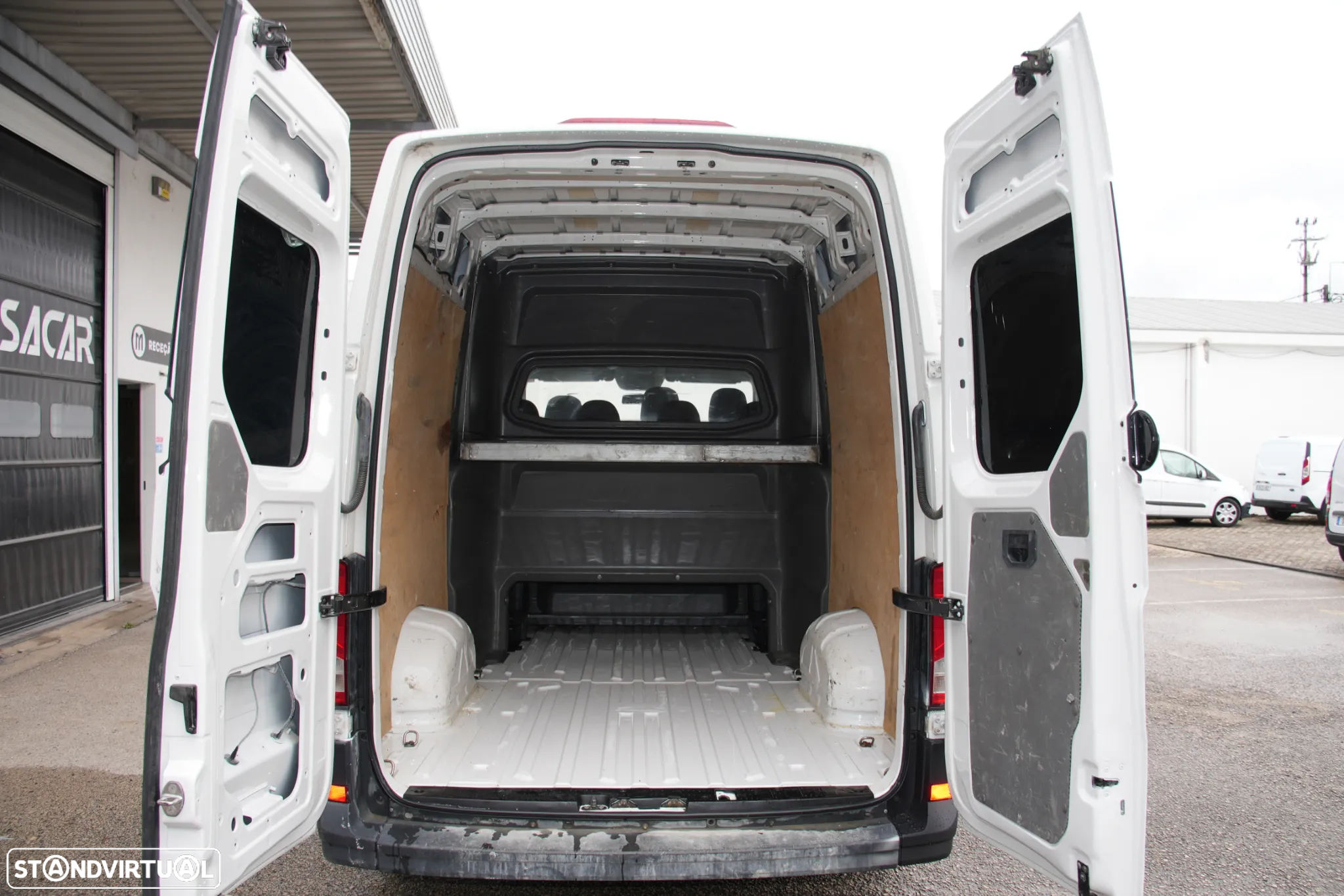VW Crafter 7Lugares 2.0TDI 177cv - 6