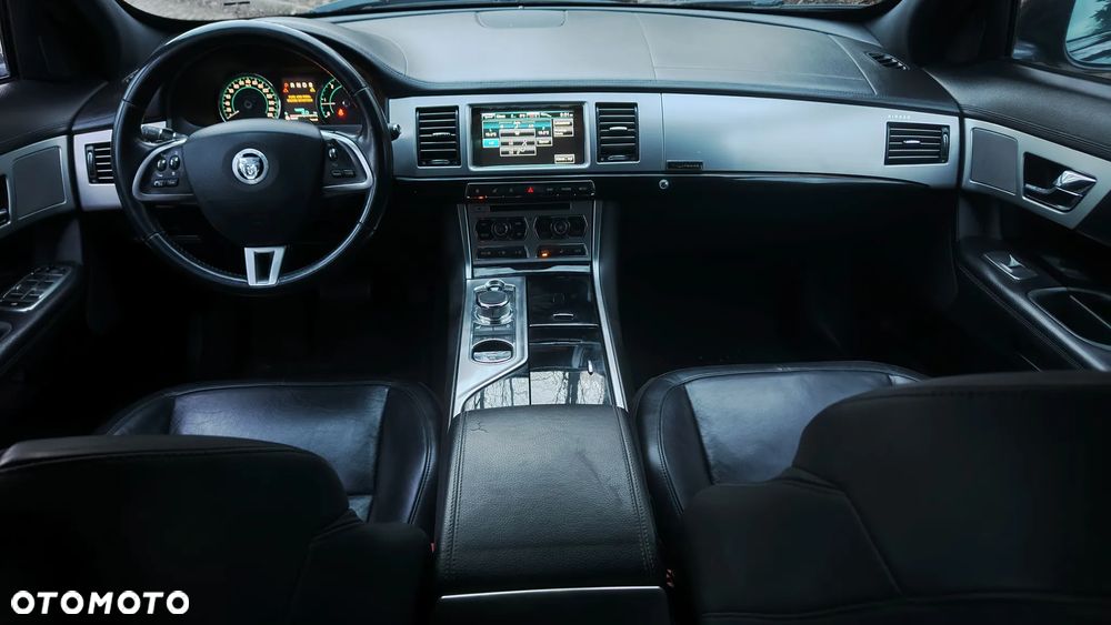 Jaguar XF 3.0 V6 D Portfolio - 12