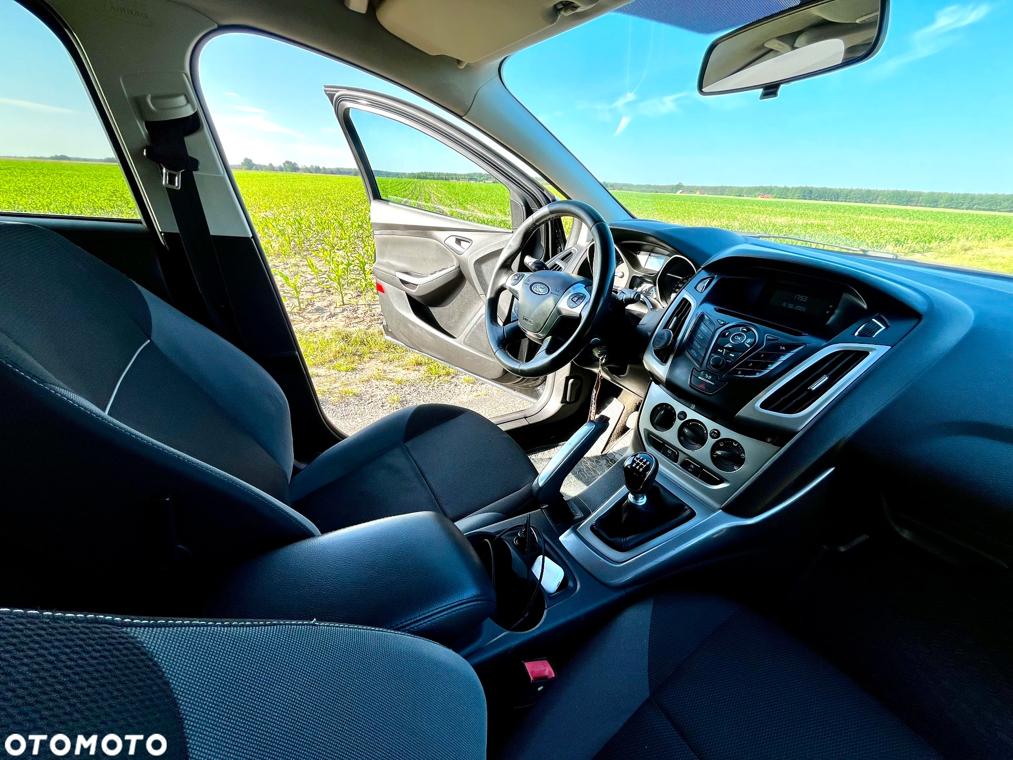 Ford Focus Turnier 1.0 EcoBoost Hybrid TREND - 13