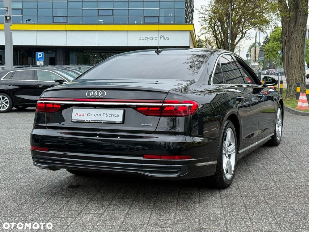 Audi A8 - 11