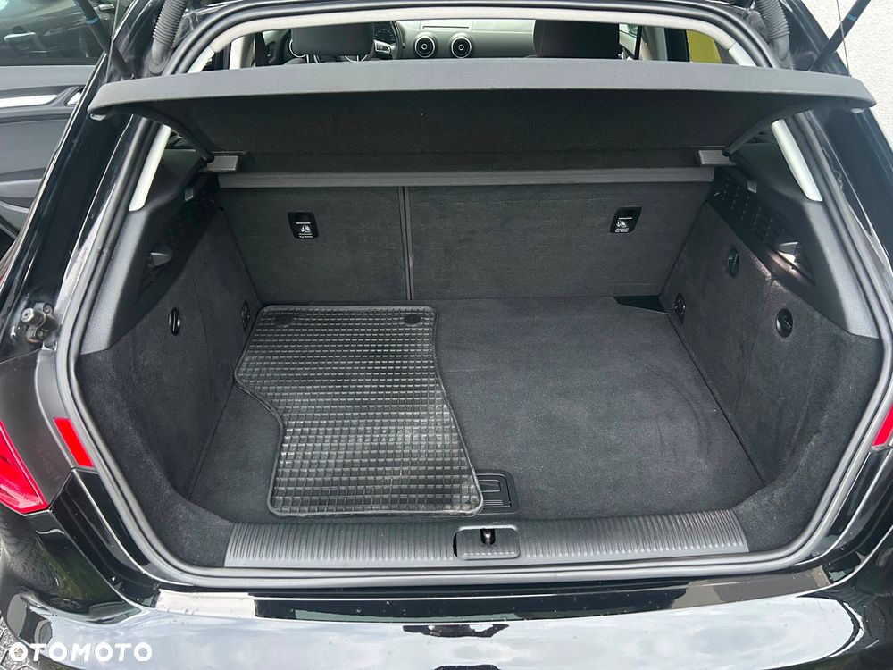 Audi A3 Sportback - 18
