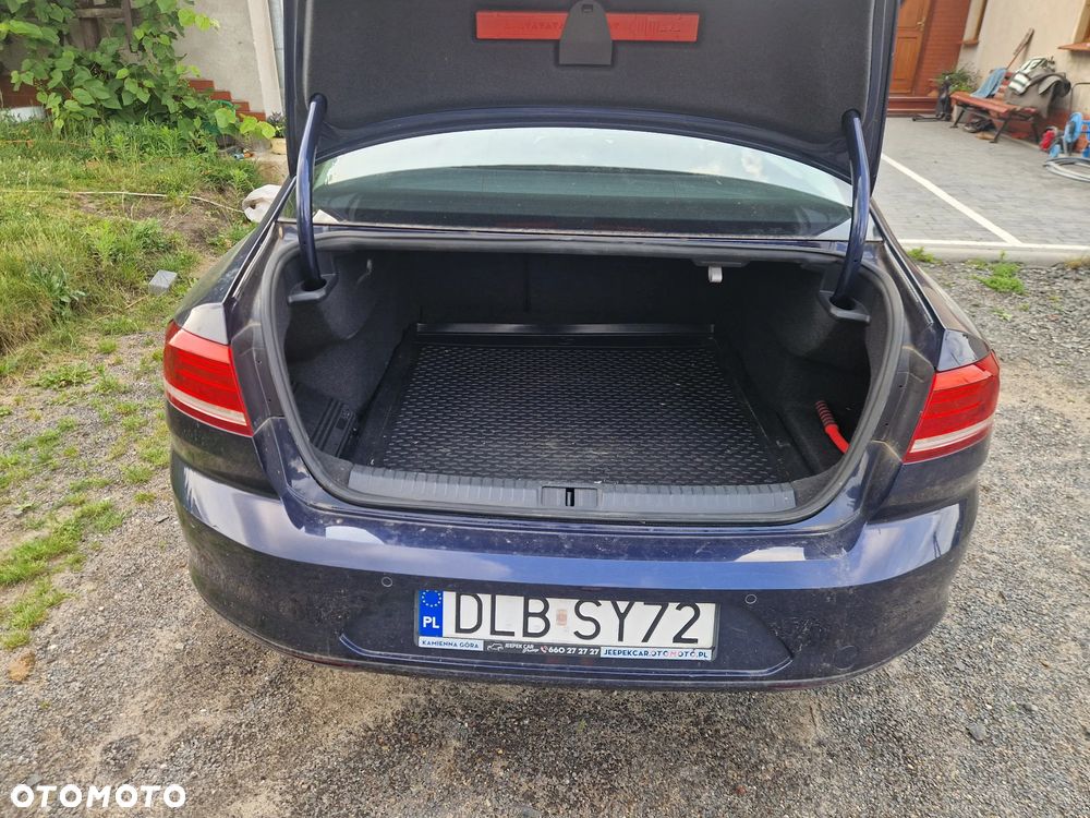 Volkswagen Passat 1.4 TSI BMT Comfortline - 10