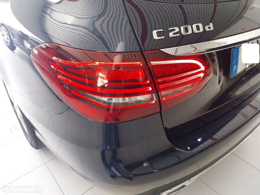 Mercedes-Benz C 200 - 17