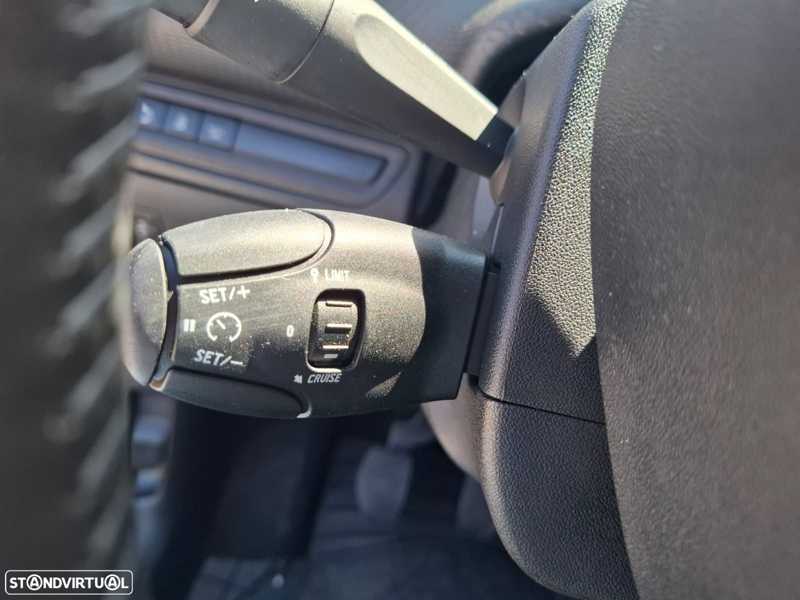 Peugeot 2008 1.2 PureTech Active - 33