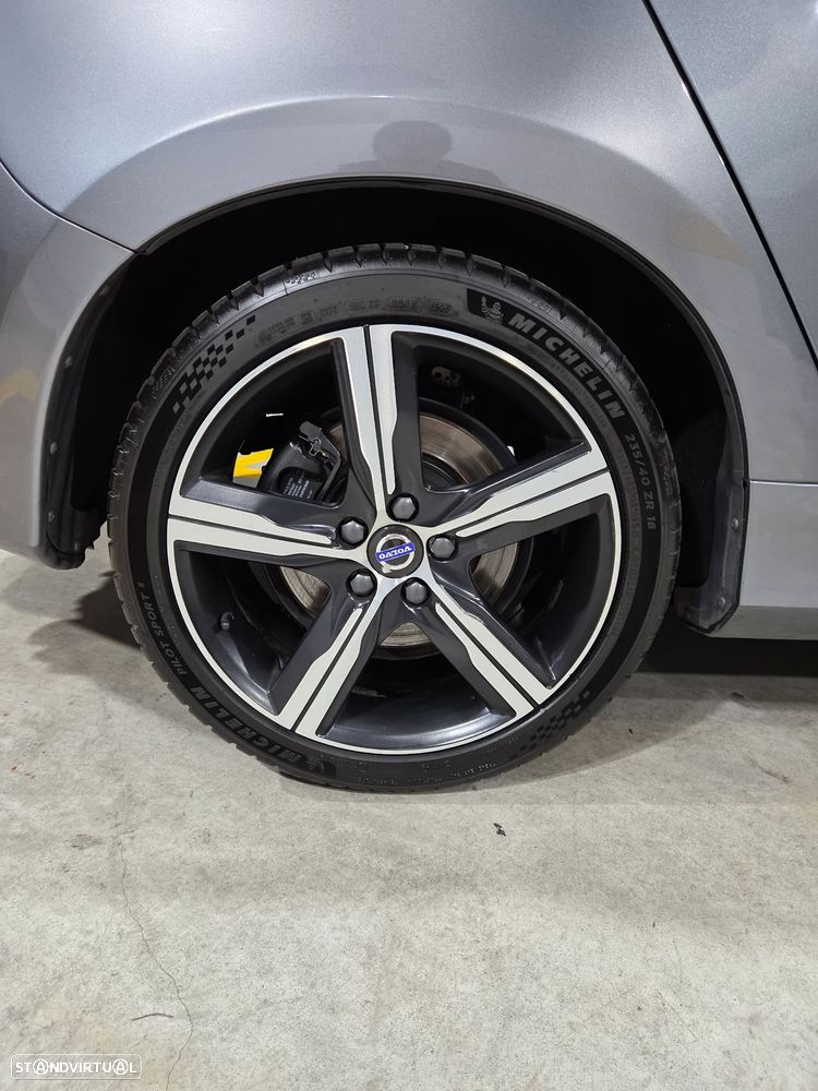 Volvo S60 2.0 D4 R-Design Momentum Geartronic - 18