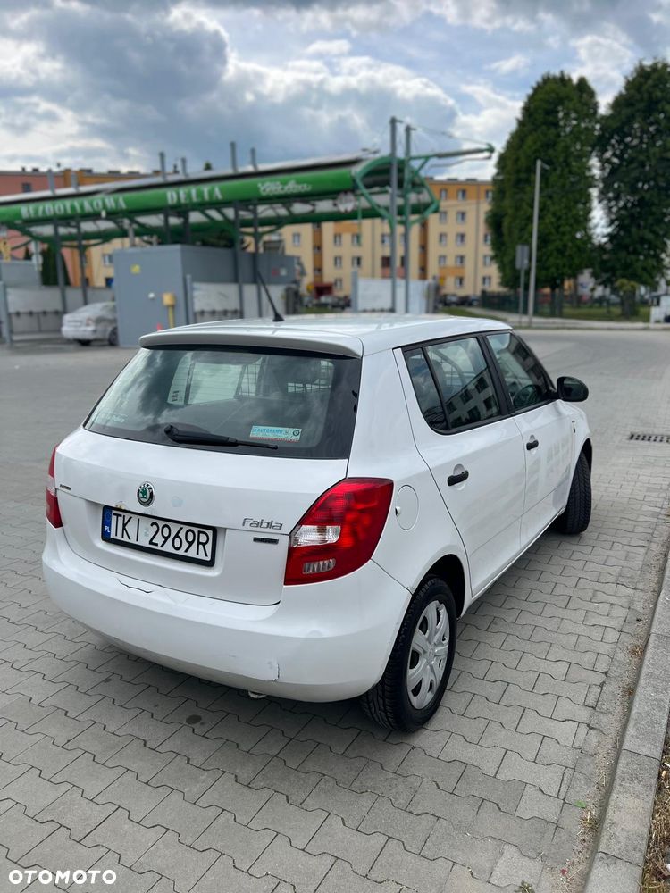Skoda Fabia 1.4 16V Ambition - 11