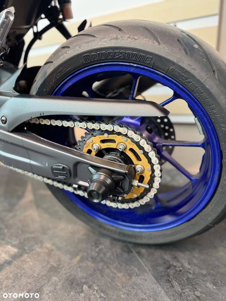 Yamaha R7 - 6