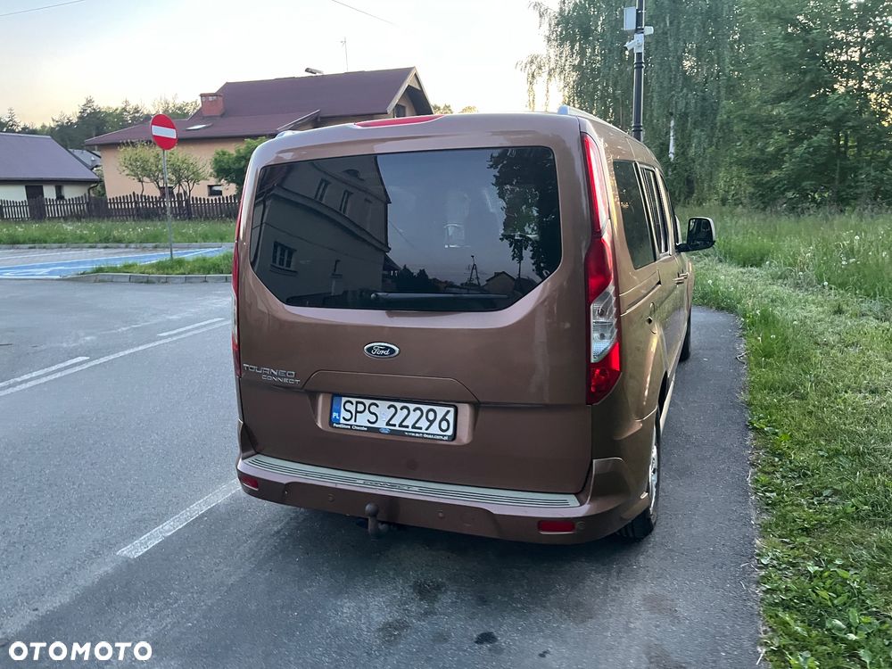 Ford Tourneo Connect - 13