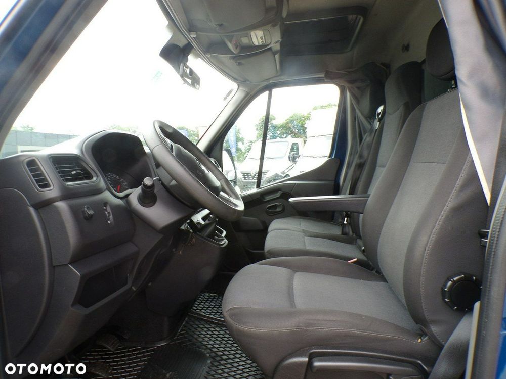 Renault Master - 3