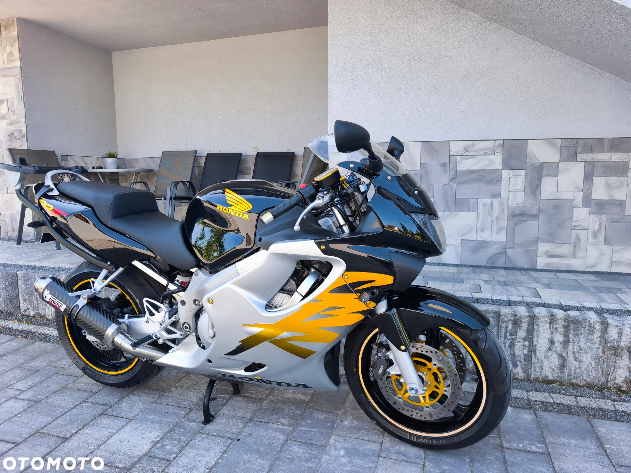 Honda CBR - 3
