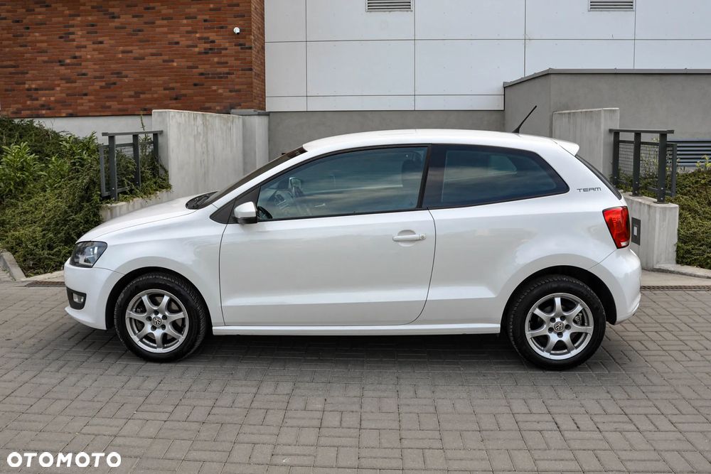 Volkswagen Polo - 2