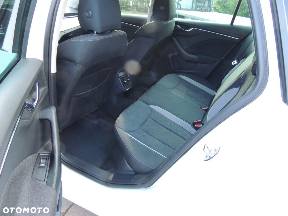 Skoda Scala 1.5 TSI Style DSG - 20