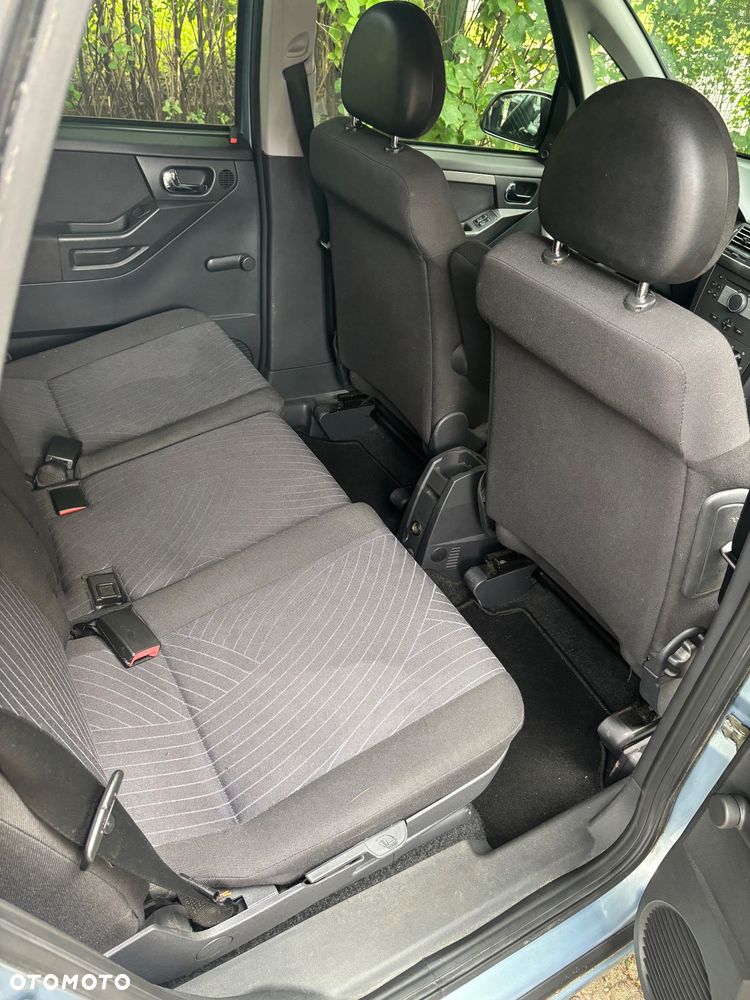 Opel Meriva - 13