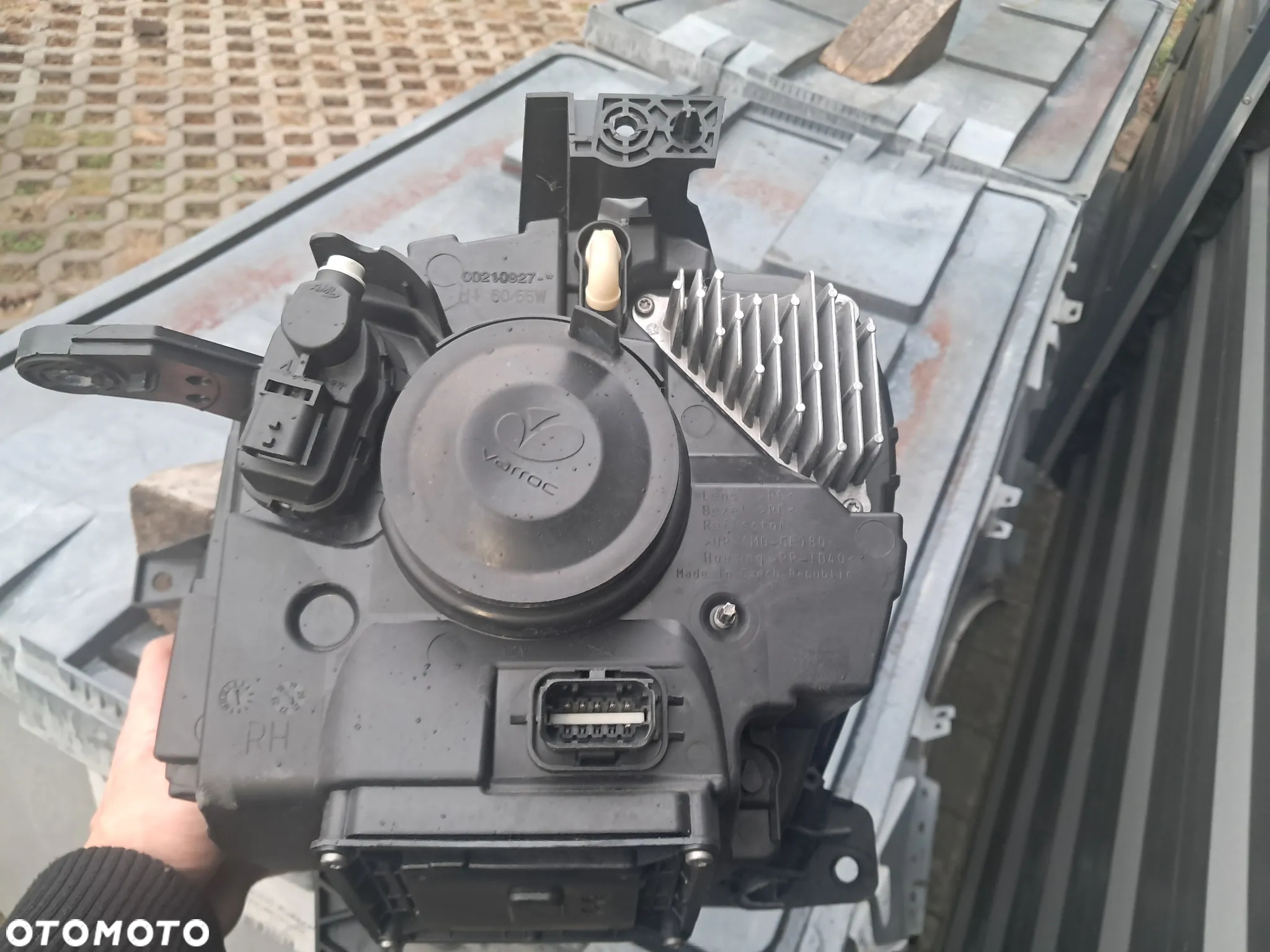Zderzak przód Renault Twingo III 3 lift lampa prawa  pas przedni przodu okulary przód Grill Atrapa maska błotniki - 12