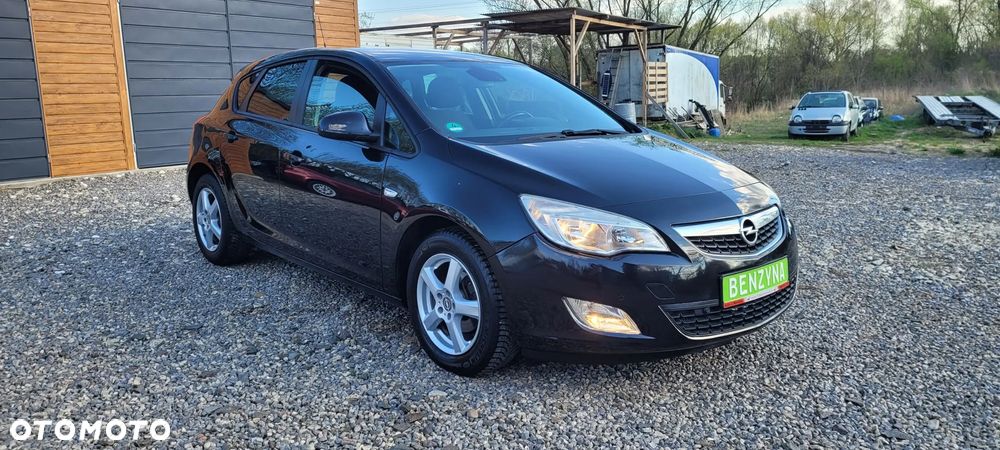 Opel Astra 1.4 ecoFLEX - 4