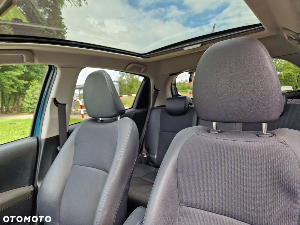 Toyota Yaris - 16