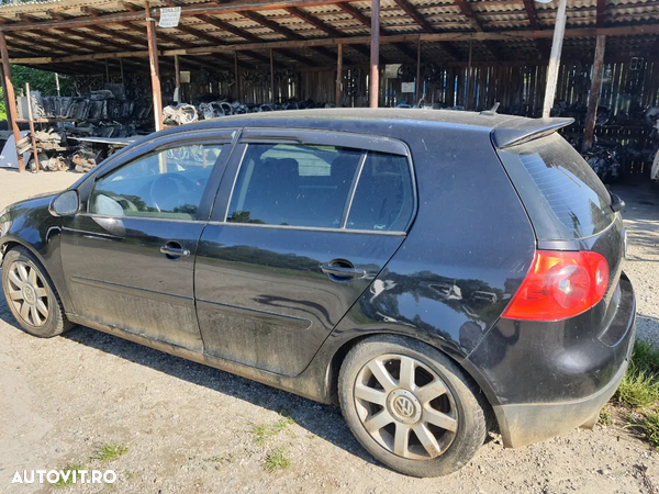 Motor VW GOLF 5 1.9 TDI  BKC