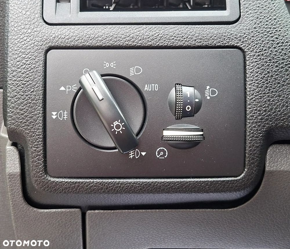 Ford Kuga 2.0 TDCi Titanium S - 29