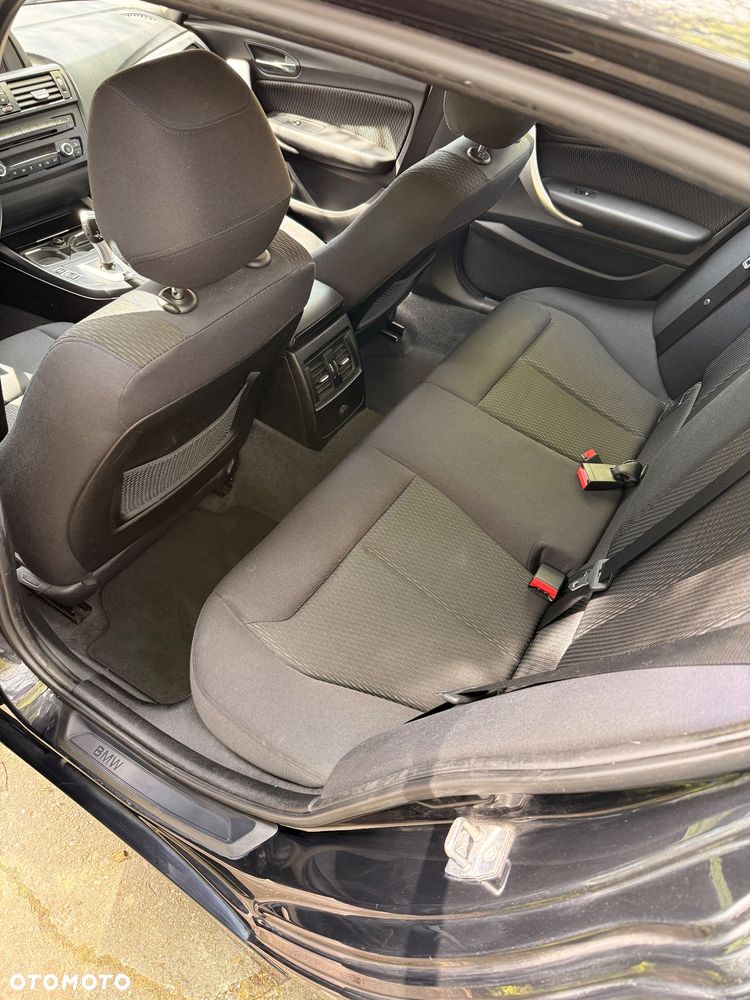 BMW Seria 1 116i - 12